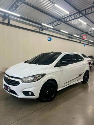 CHEVROLET ONIX 1.4 MPFI EFFECT 8V FLEX 4P MANUAL CHEVROLET ONIX 1.4 MPFI EFFECT 8V FLEX 4P MANUAL